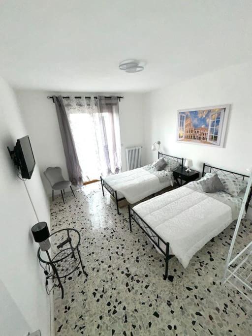 Romafatata: Intero Appartamento ภายนอก รูปภาพ